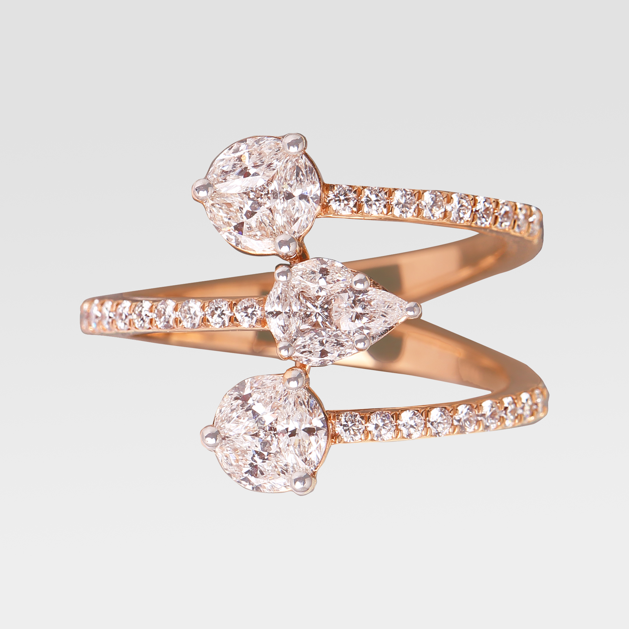 Awe-inspiring diamond ring Awe-inspiring diamond ring