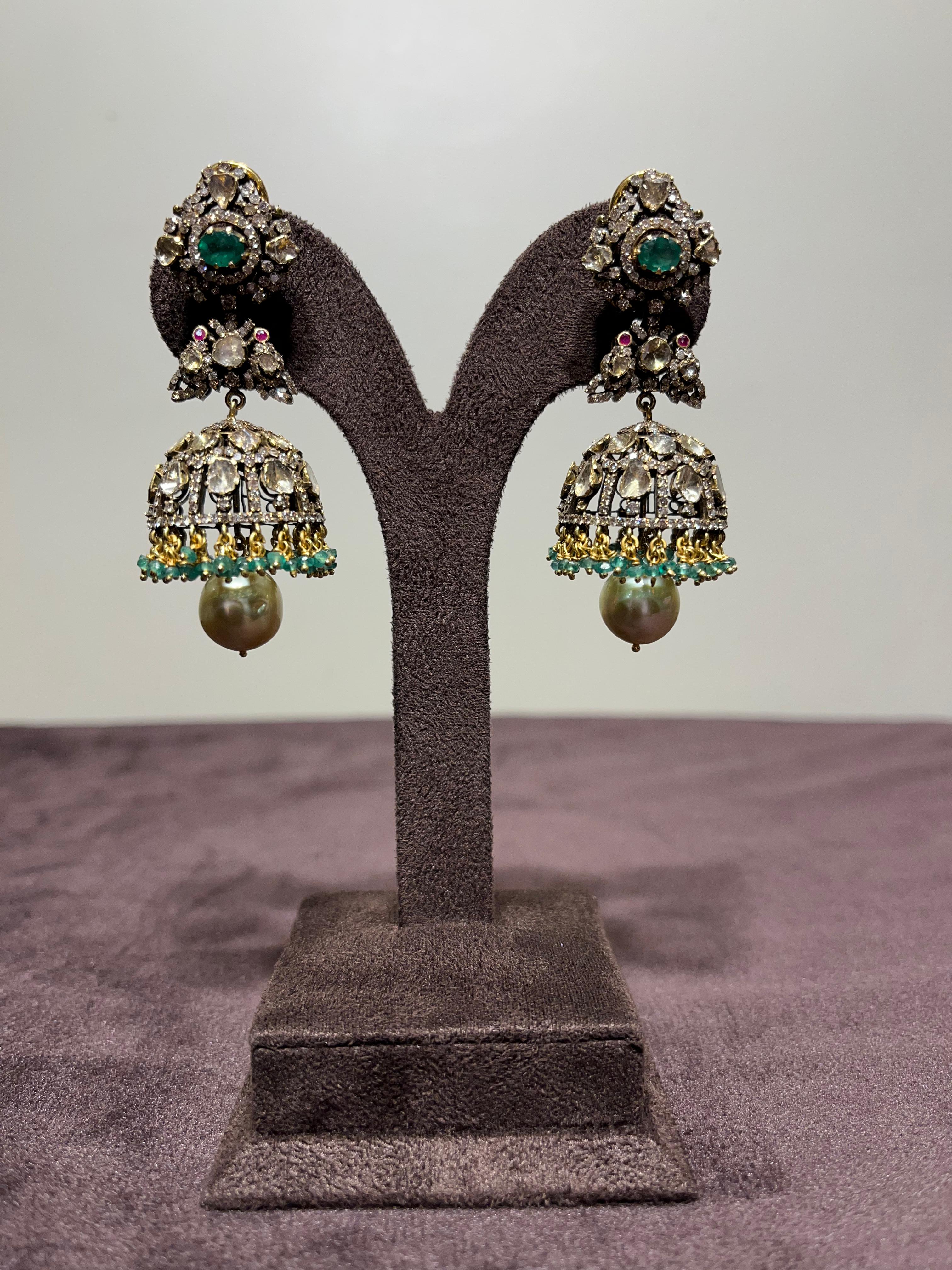 Elegant Victorian Jumkies with Emerald Beads and Pearl Elegant Victorian Jumkies with Emerald Beads and Pearl
