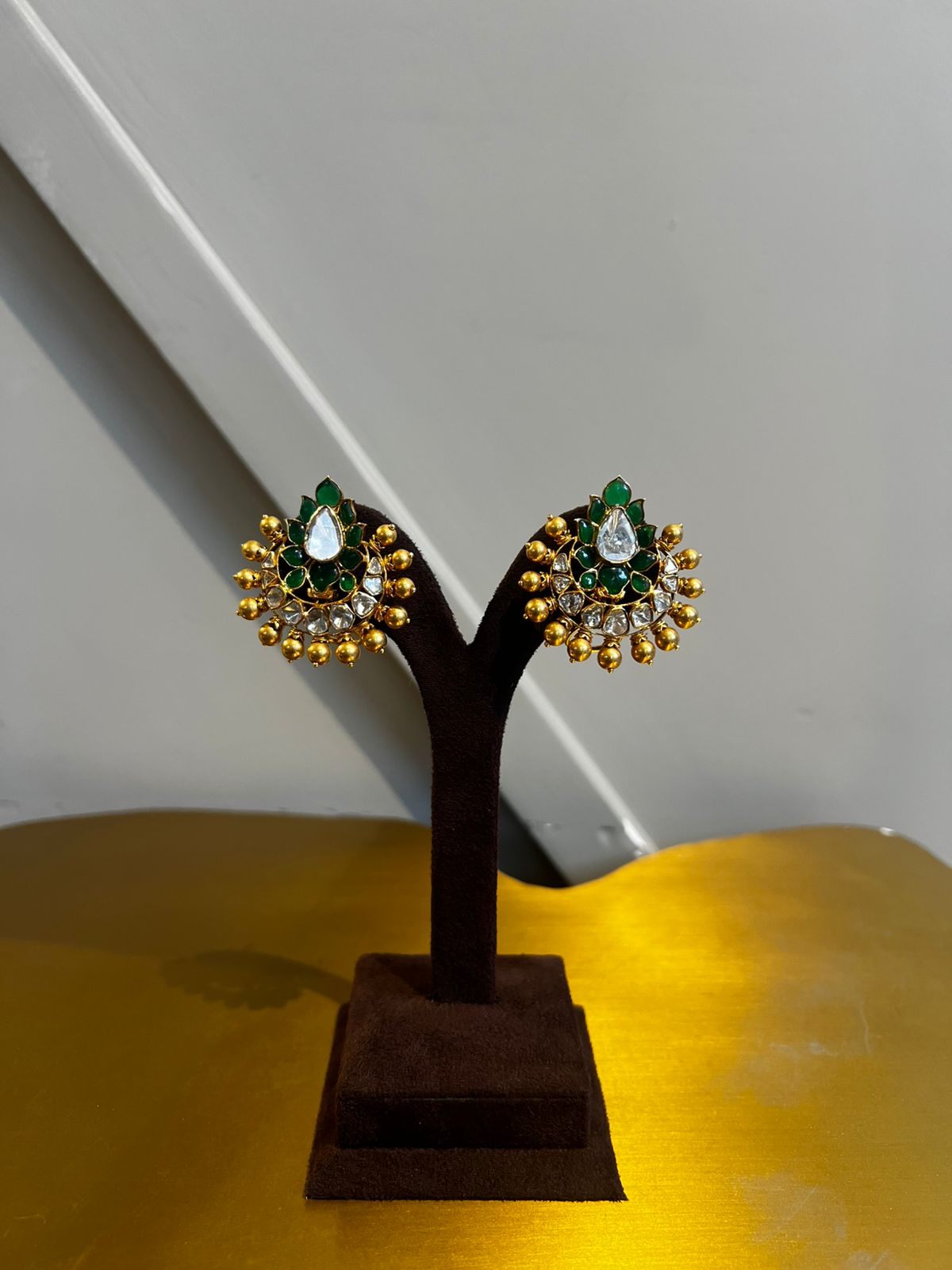Brilliant Polki Earrings with Emerald Brilliant Polki Earrings with Emerald